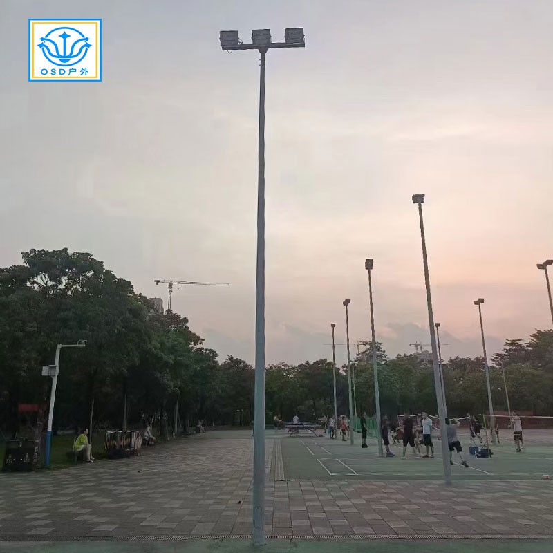 广场-球场-高杆灯
