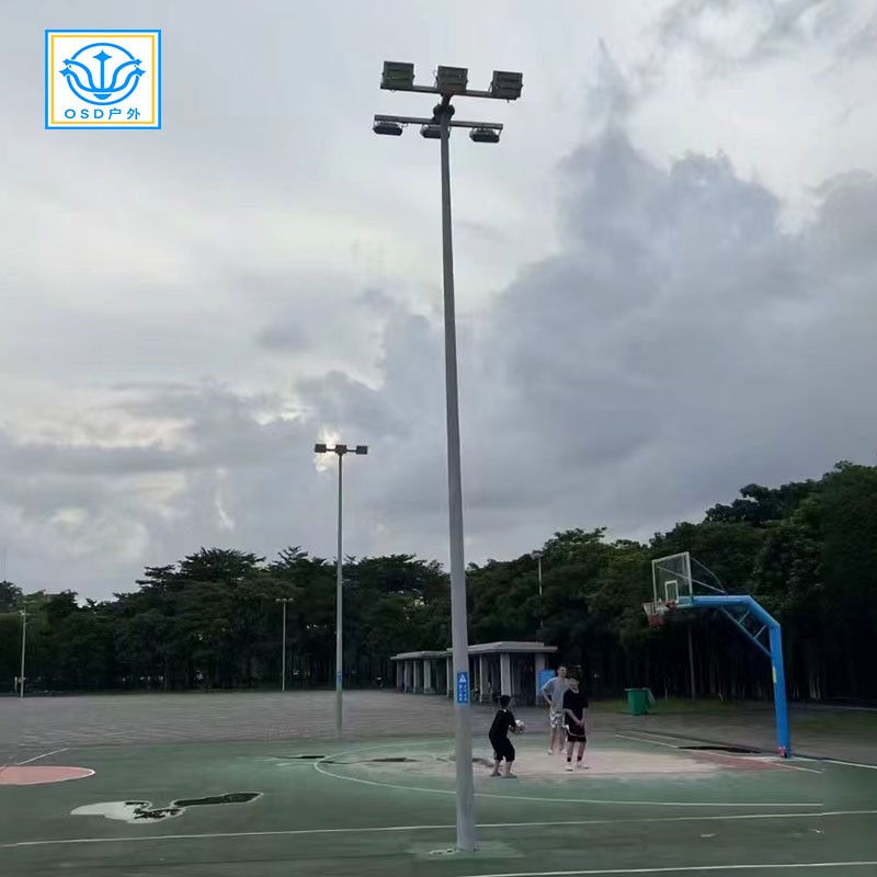 广场-球场-高杆灯